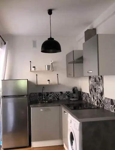 Appartement Centre-Bastia A Une Minute A Pied Du Port